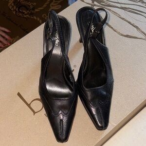 Chic Black Slingback Heels